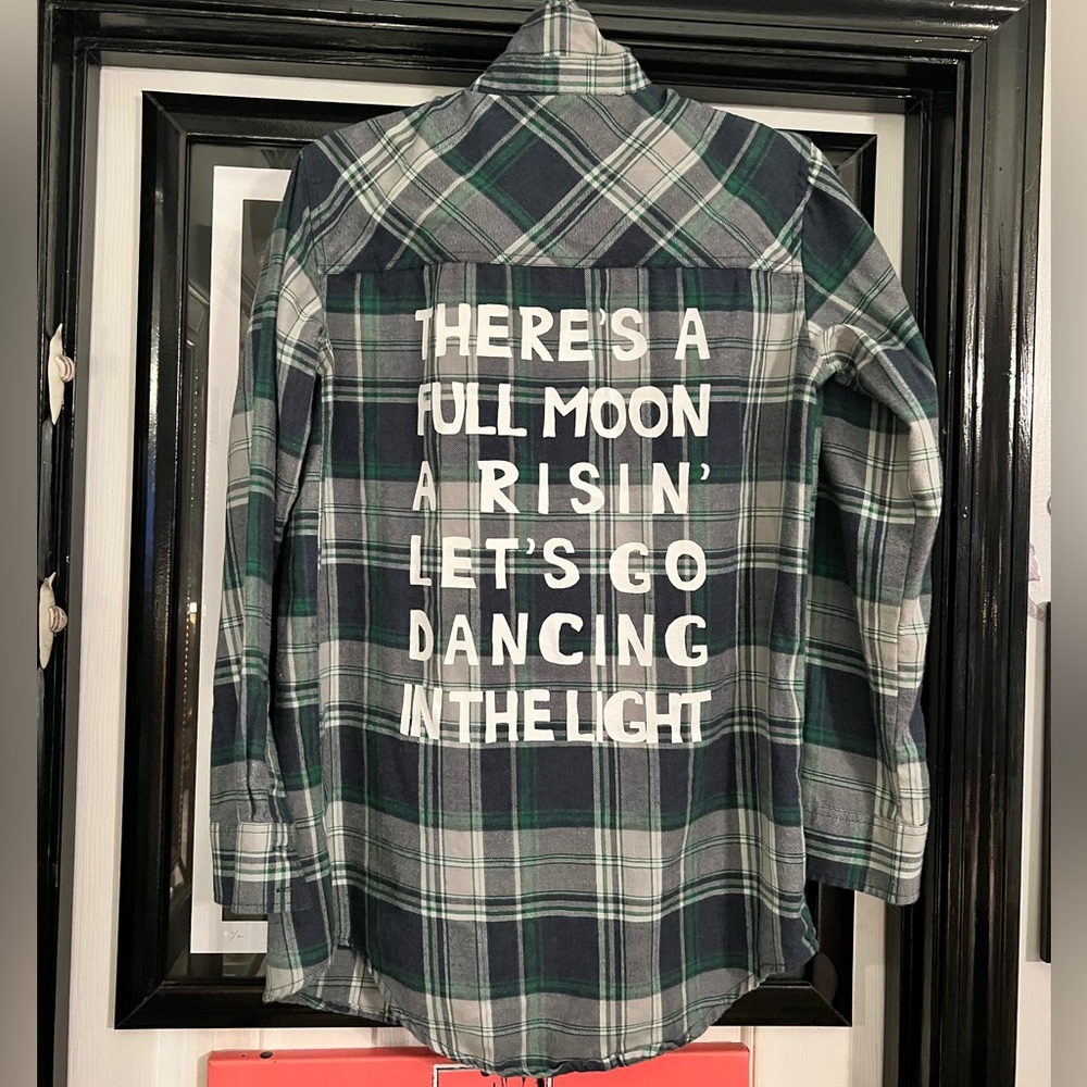 Gypsy Warrior graphic plaid flannel, small “there’s a full moon a rising”
